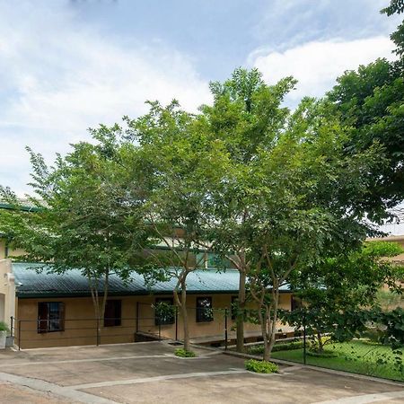 Melheim Kandy Villas Buitenkant foto