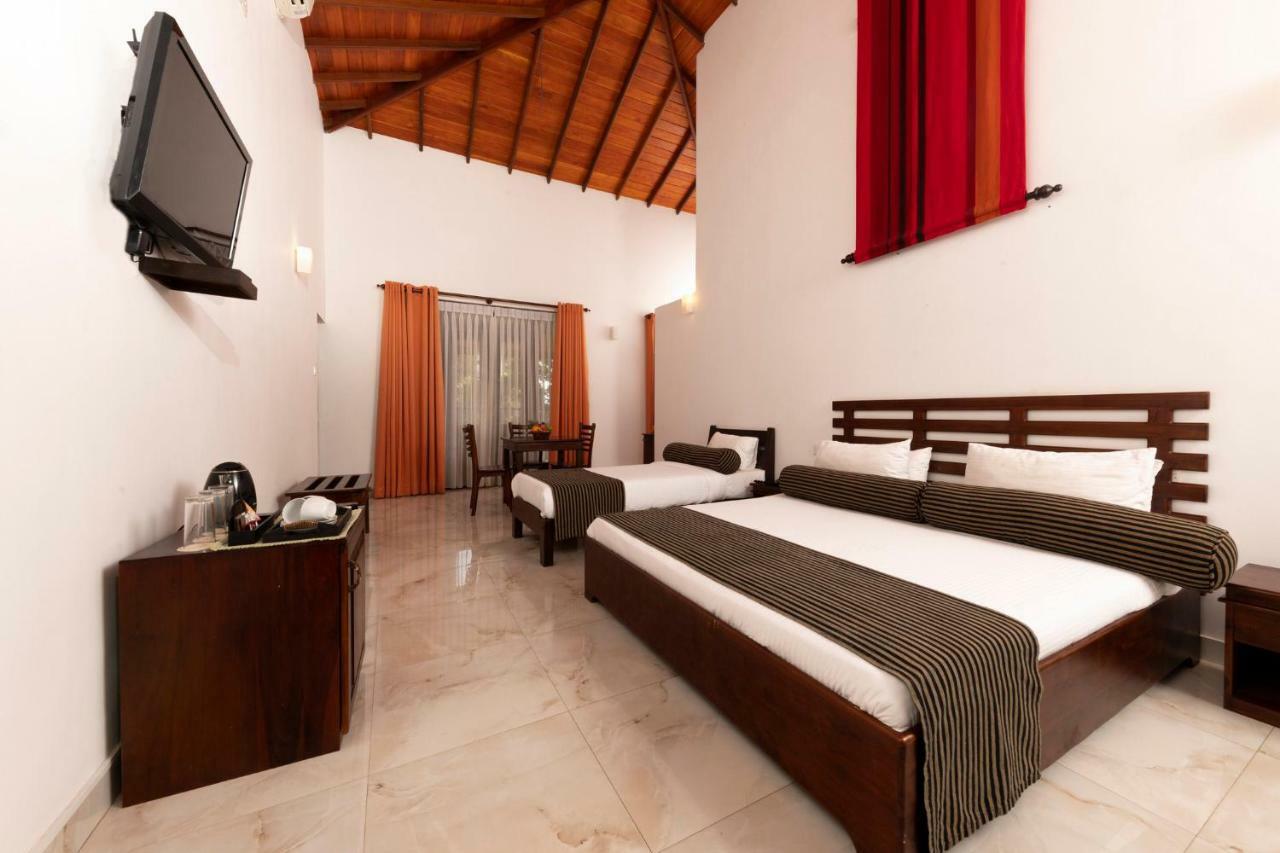 Melheim Kandy Villas Buitenkant foto